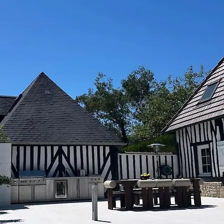 Дом отдыха & Maison D'exception Deauv Hills, Deauville